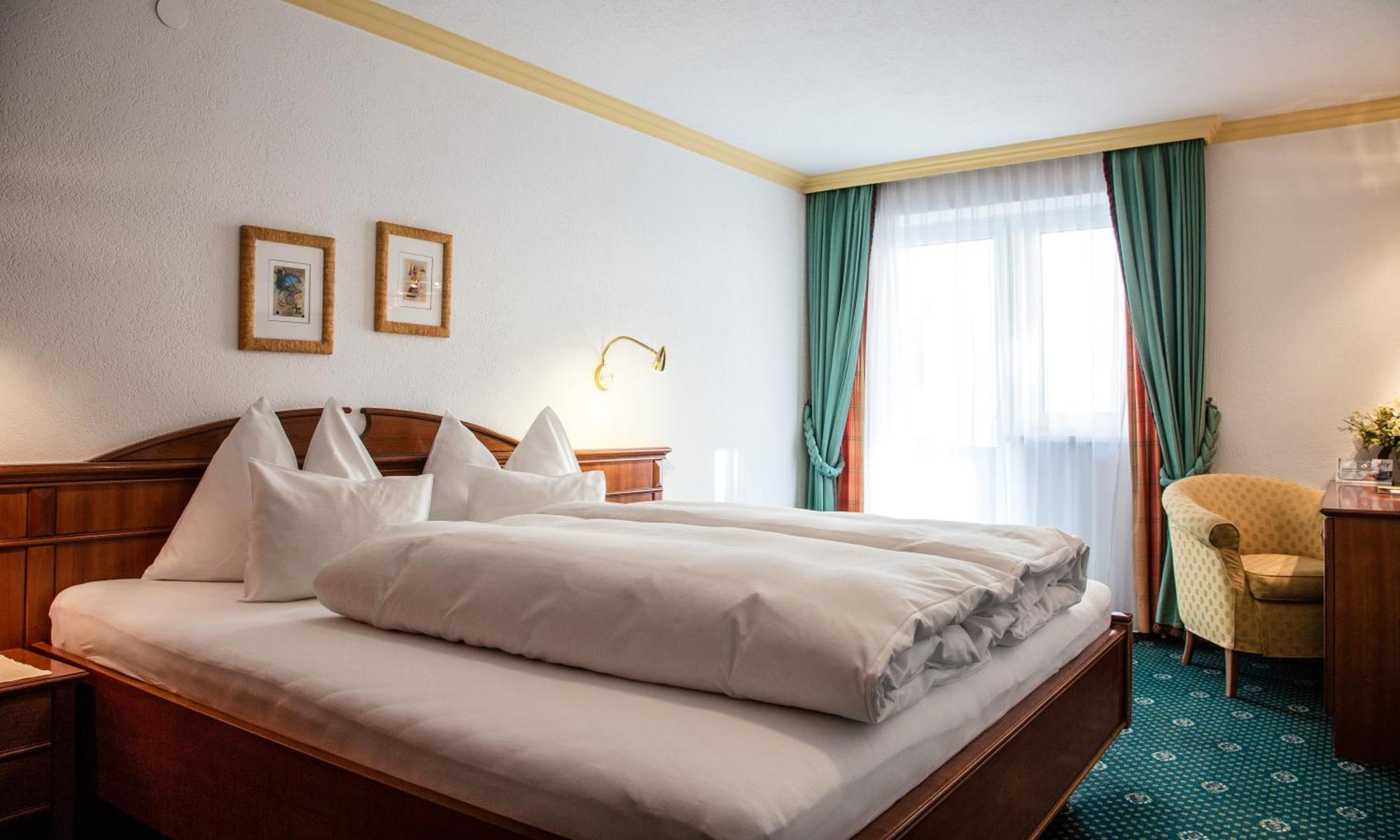 Hotel Kristall Санкт Антон ам Арлберг Екстериор снимка