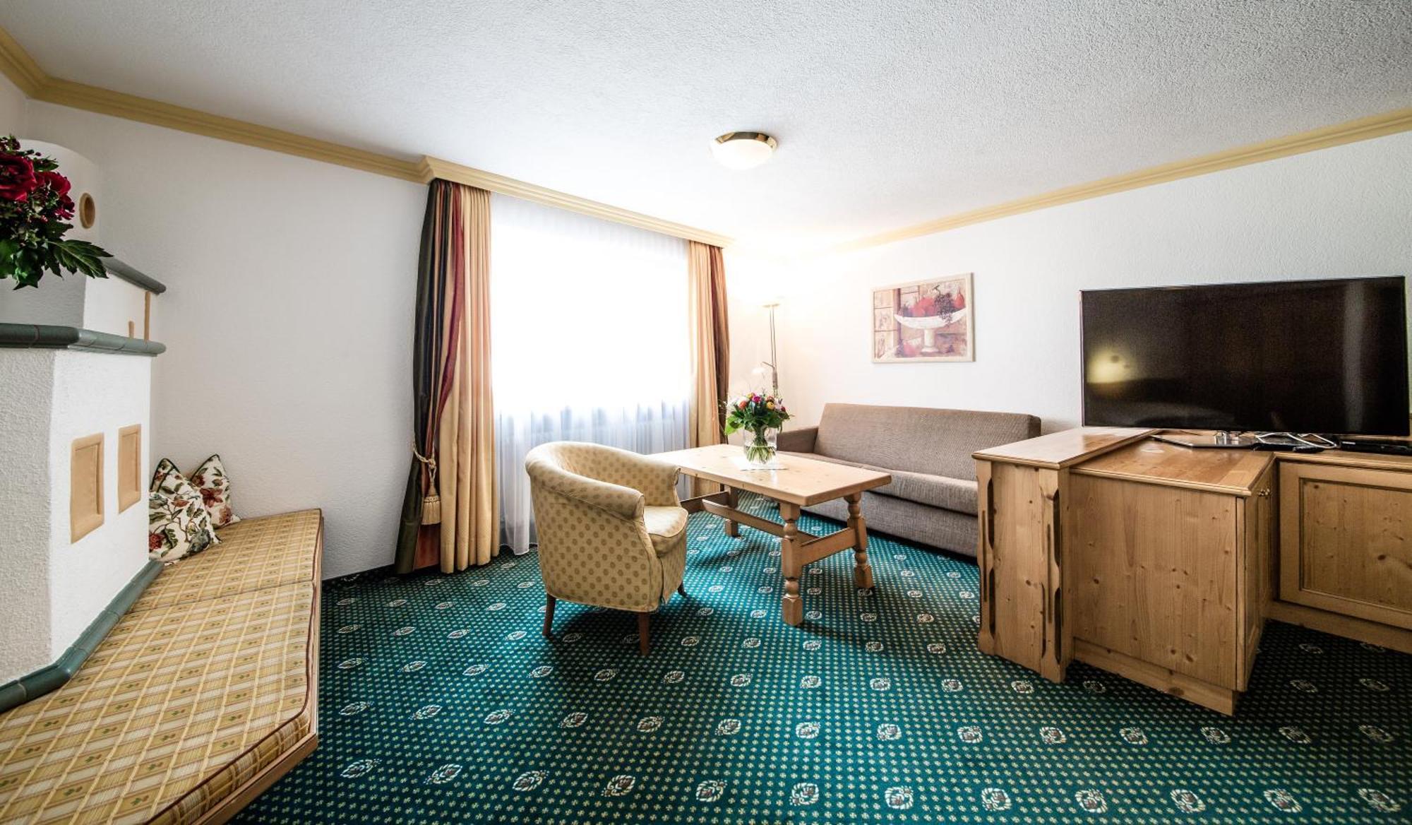 Hotel Kristall Санкт Антон ам Арлберг Екстериор снимка