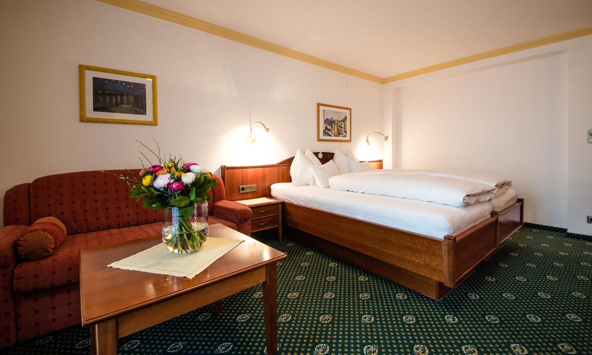 Hotel Kristall Санкт Антон ам Арлберг Екстериор снимка