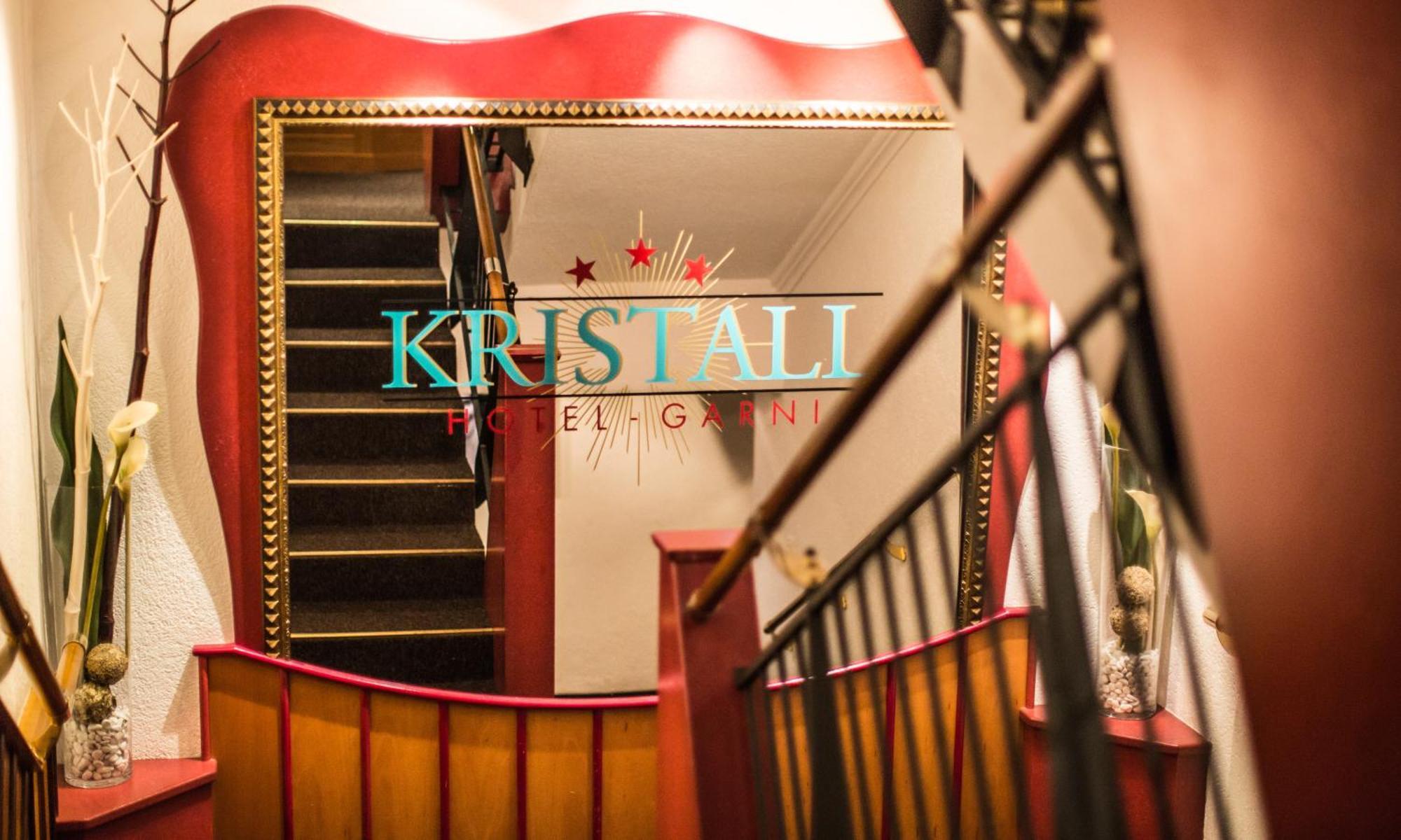 Hotel Kristall Санкт Антон ам Арлберг Екстериор снимка